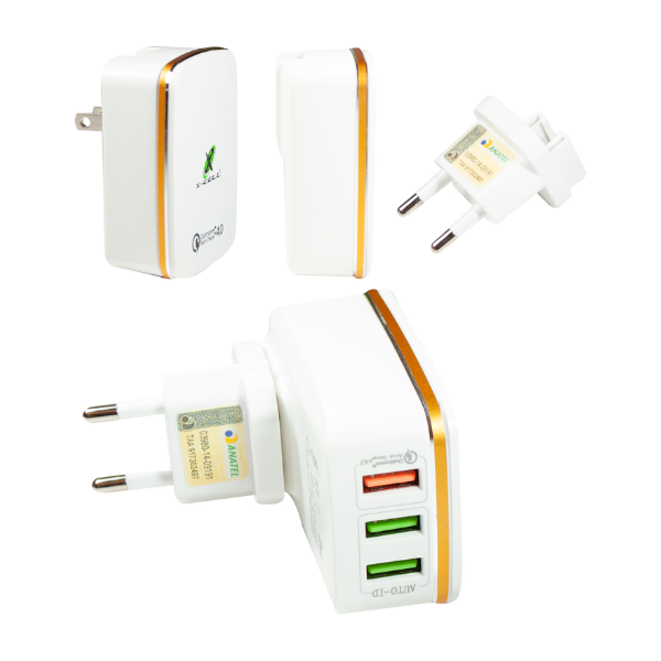 Carregador Ultra rápido Com 3 USB ( Auto-id) Acompanha Adaptador XC-UR21